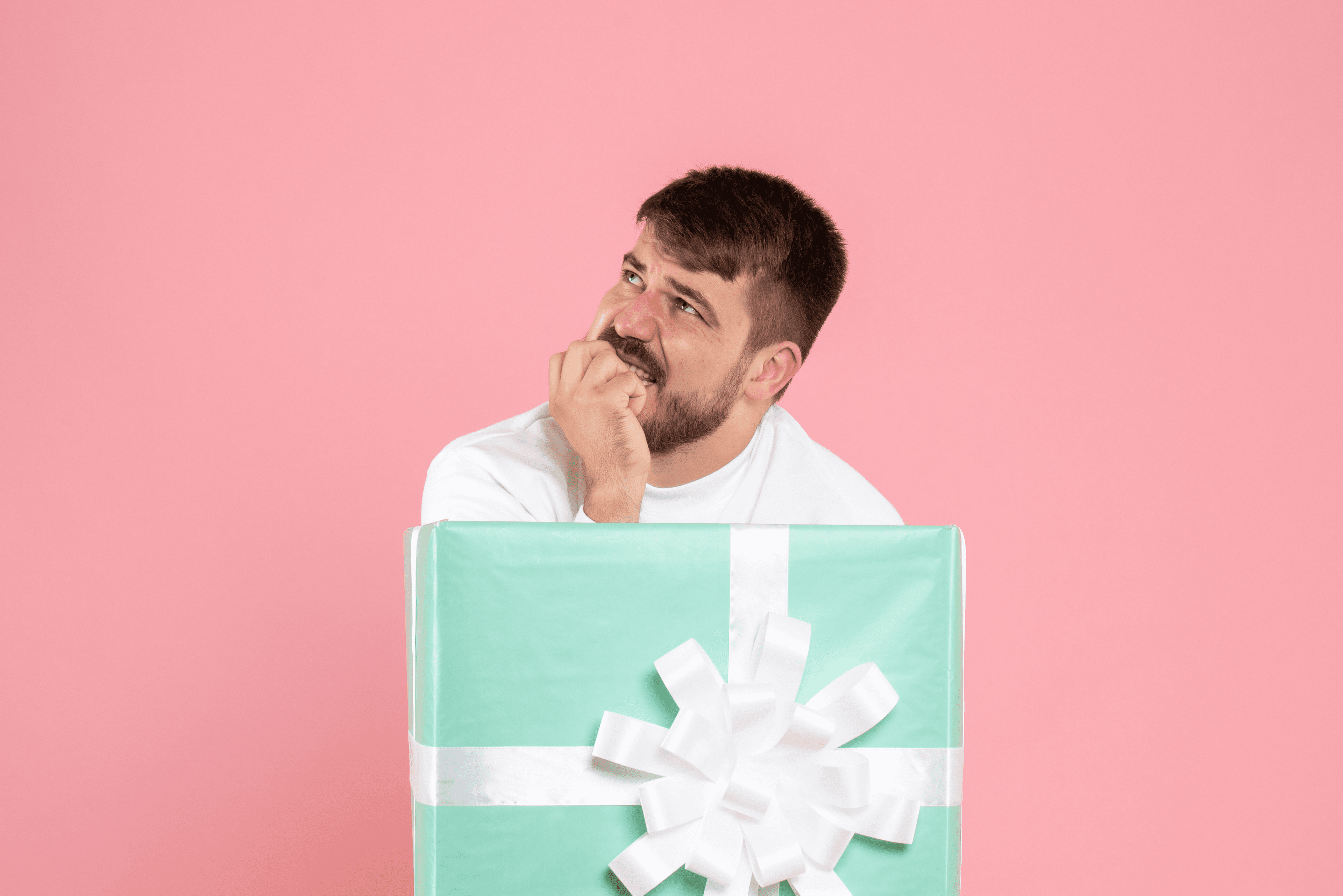 Vários presentes embrulhados simbolizando sugestões de​ presentes personalizados do PresenteSobMedida